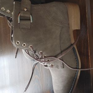 Stone colored casual boots